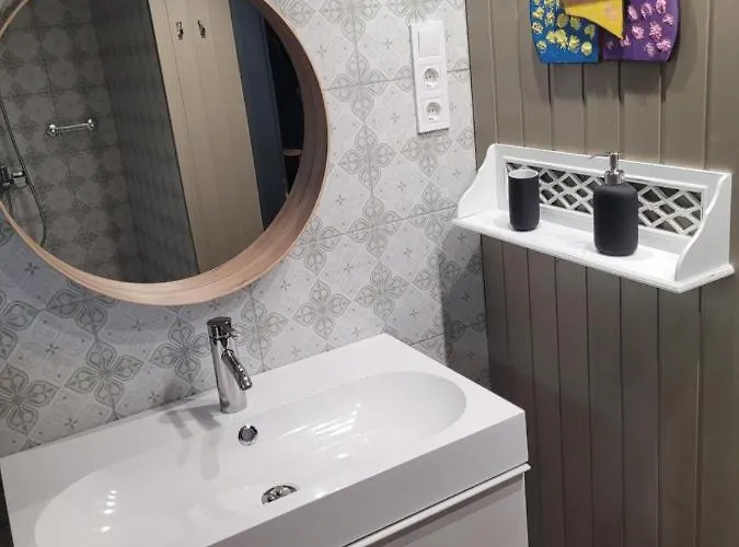 Tobozka Vendeghaz בקתה *