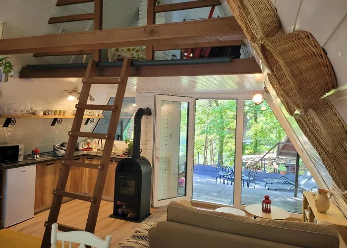 Tobozka Vendeghaz בקתה